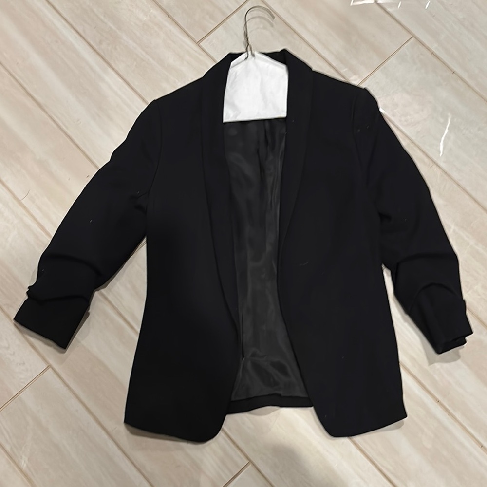 H&M Black Ruched Sleeve Blazer
